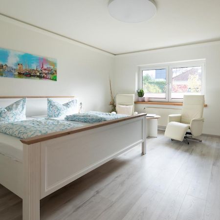 Ferienwohnungen Warnemuende รอสต็อค ภายนอก รูปภาพ